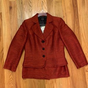 NEW WITH TAGS! Kasper Women’s Business Suit- Jacket & Skirt